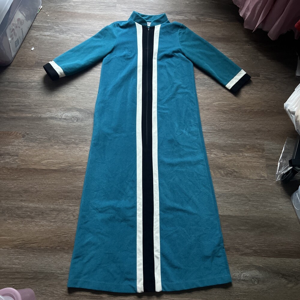Vintage Floor Length Vanity Fair Teal Nightgown Robe Size S